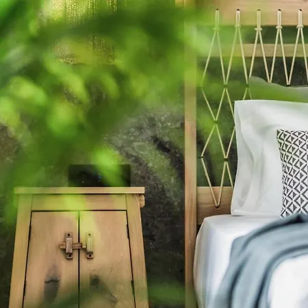 Naxian Secret Hotel 3*