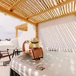 Naxian Secret Ξενοδοχείο 3*