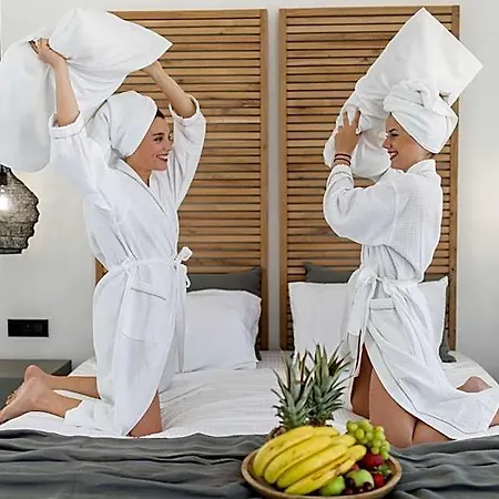 Naxian Secret Hotel 3*